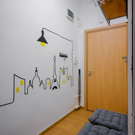 Modern 2bd Flat With Prime Location And Workspace By Flat Mаnager Appartement *