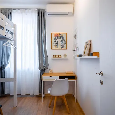 Apartment Modern 2bd Flat With Prime Location And Workspace By Flat Mаnager *